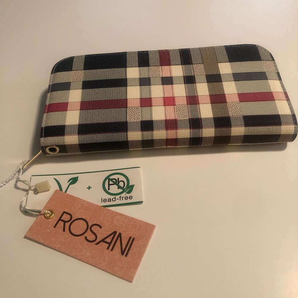 Black and red vegan lead free zippered top wallet